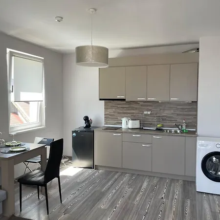 димана Apartment