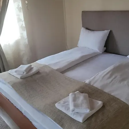 Habitación en casa particular за гости писателите *